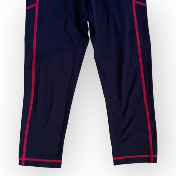 Vineyard Vines Performance Women's Navy & Blue Pink Capri Leggings Size Small - Picture 6 of 14
